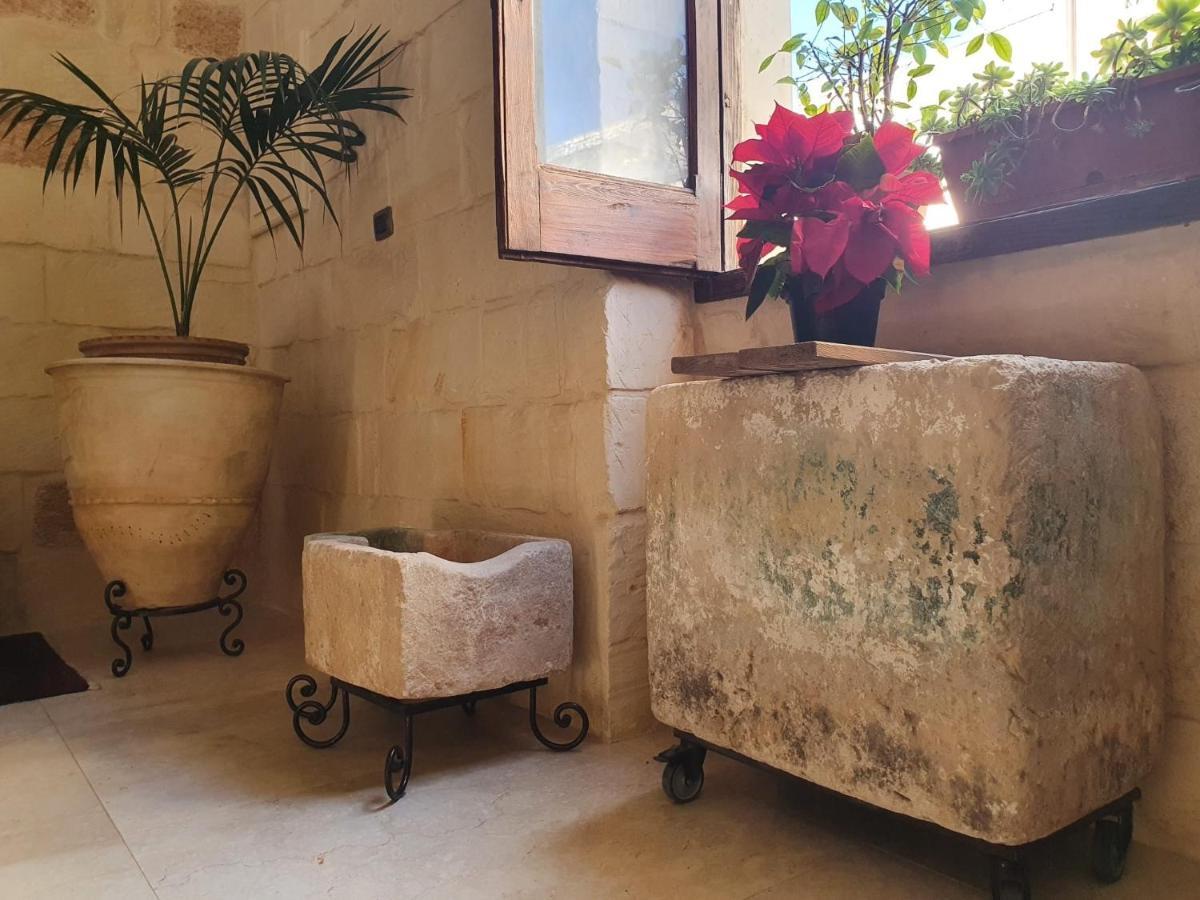 לצ'ה B&B Piazzetta Verdi מראה חיצוני תמונה